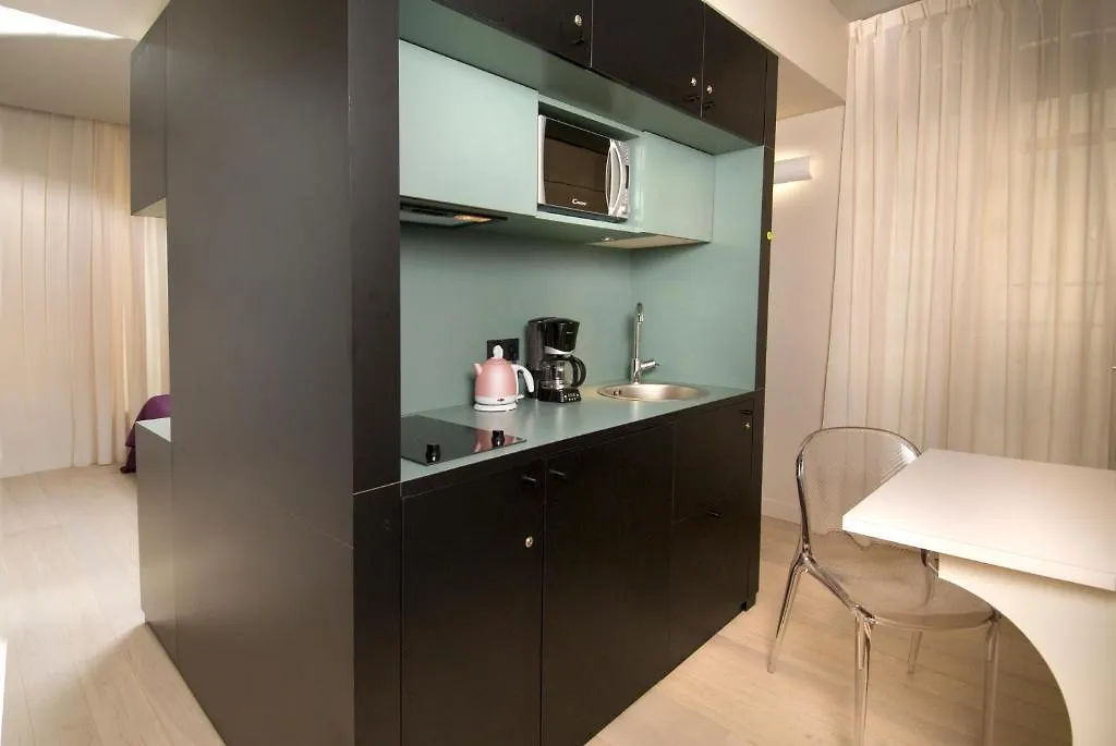 La Villa Grenoble 0*,